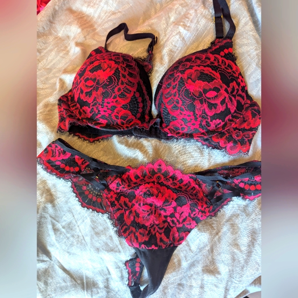 Red and Black Lace Lingerie Set